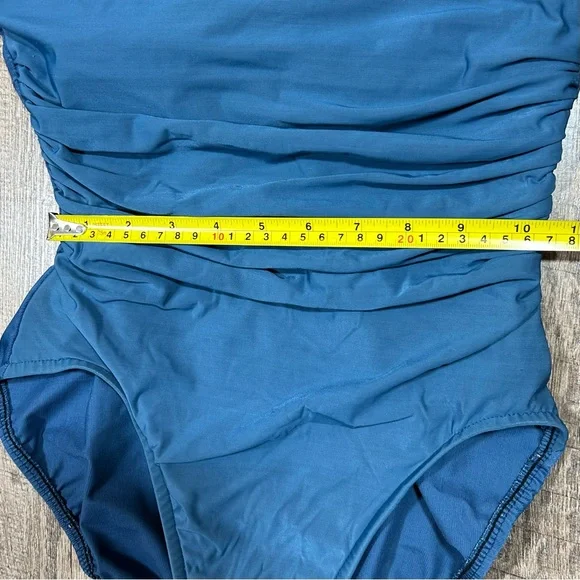 Miraclesuit Ruched One Piece Swimsuit Size 10 Teal Blue Slimming Lined Underwire - Picture 11 of 14